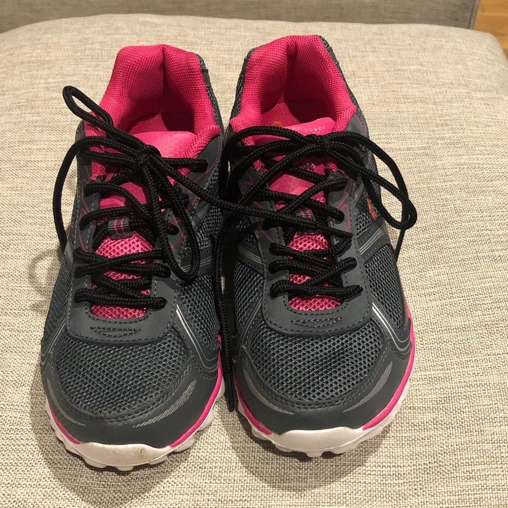 L.A. Gear sneakers